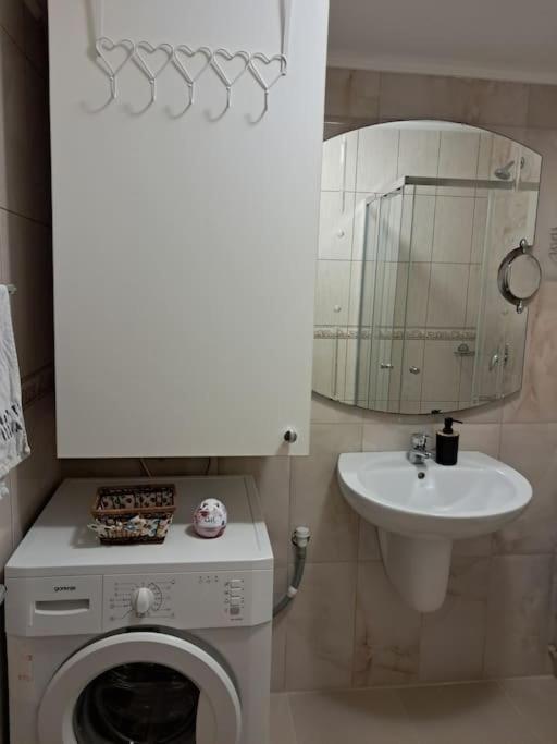 Holiday Home Apartment Будва Екстер'єр фото